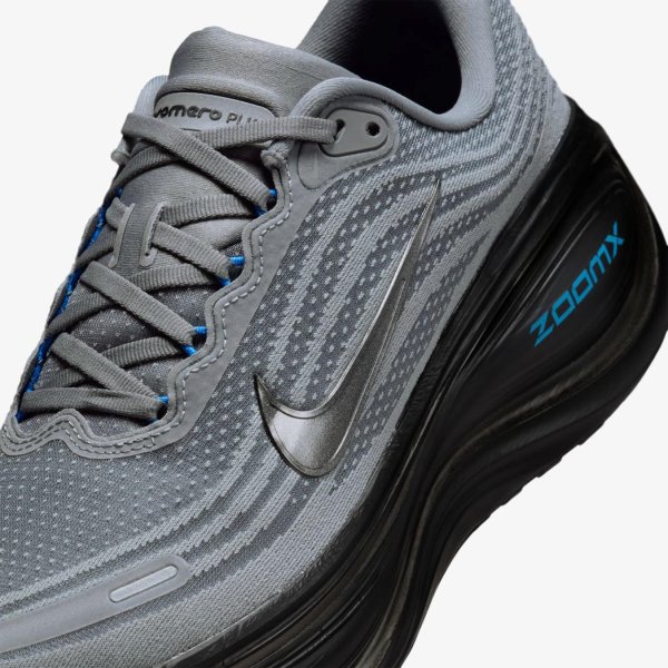Мужские кроссовки NIKE VOMERO PLUS