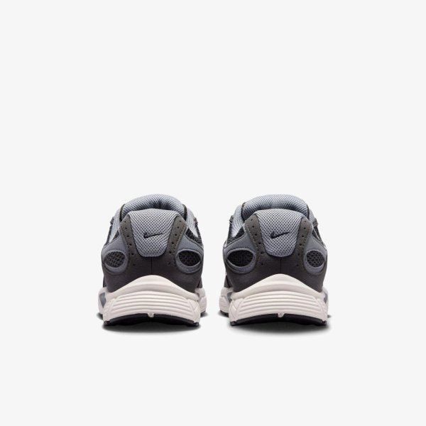 Детские кроссовки NIKE V5 RNR SUEDE (GS)