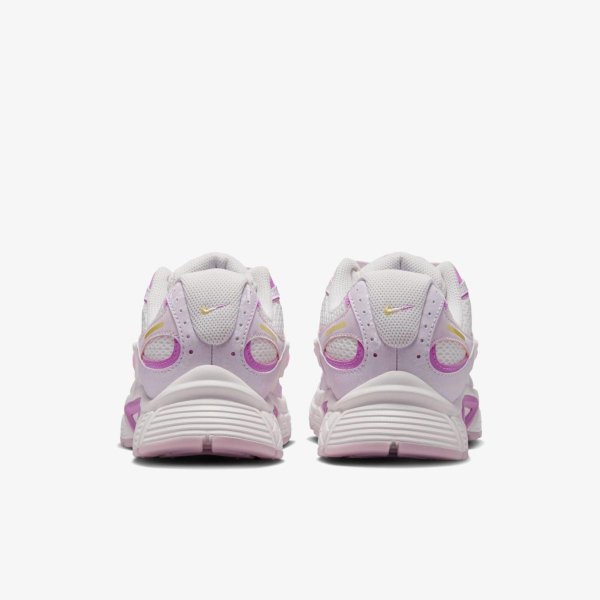 Женские кроссовки NIKE W V5 RNR DF