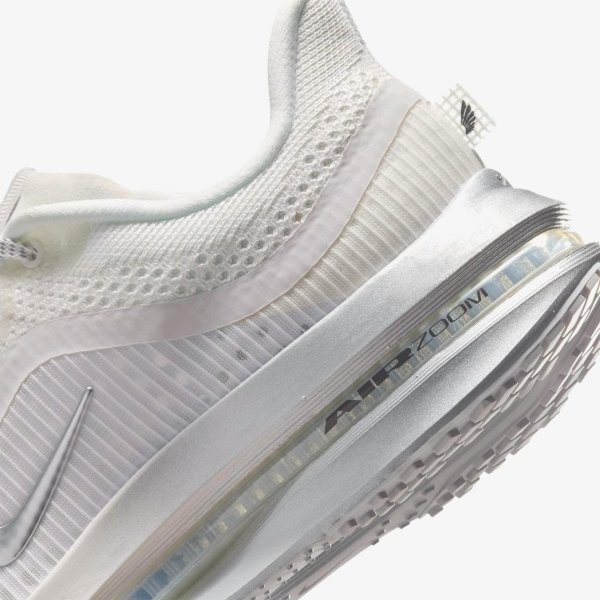 Жіночі кросівки NIKE W NIKE PEGASUS PREMIUM ESS