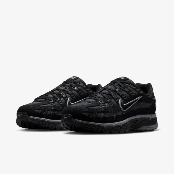 Чоловічі кросівки NIKE NIKE P-6000