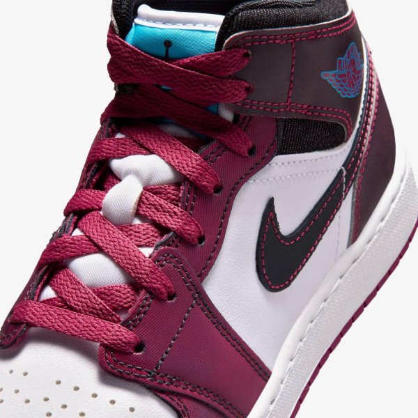 Дитячі кросівки NIKE AIR JORDAN 1 MID SE (GS)