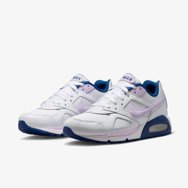 Жіночі кросівки NIKE AIR MAX IVO LTR