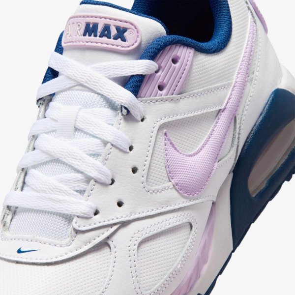 Жіночі кросівки NIKE AIR MAX IVO LTR