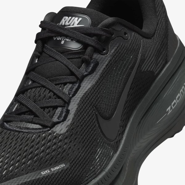 Жіночі кросівки NIKE VOMERO 18 «Triple Black»