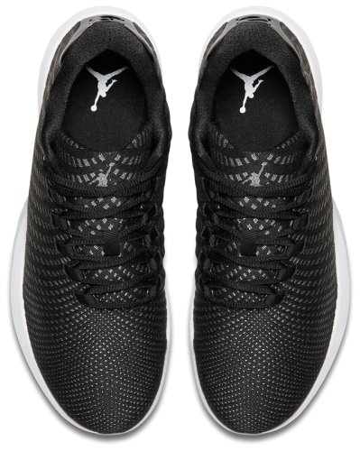Кроссовки для баскетбола Nike JORDAN B. FLY