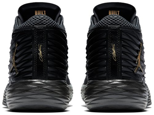 Кроссовки для баскетбола Nike JORDAN MELO M13