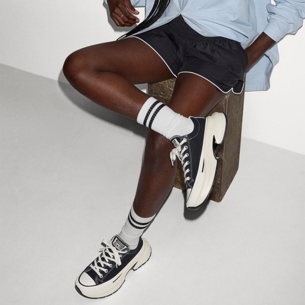 Жіночі кеди CONVERSE RUN STAR CRUSH OX «Black/White»