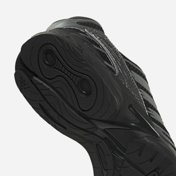 Чоловічі кросівки ADIDAS ADISTAR CONTROL 3 «Core Black»