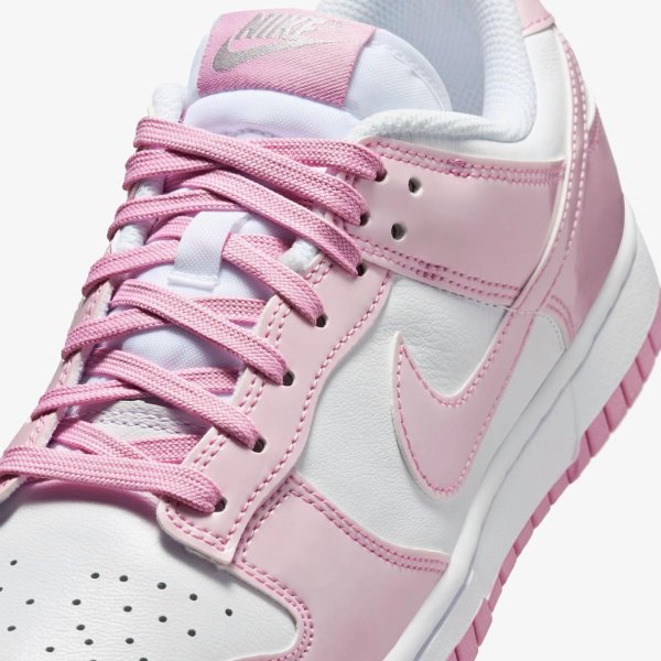 Жіночі кросівки NIKE DUNK LOW SE