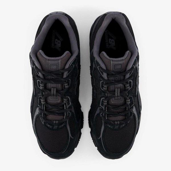 Кросівки NEW BALANCE 740