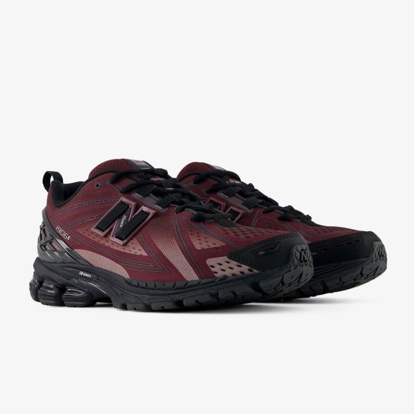 Мужские кроссовки NEW BALANCE 1906E