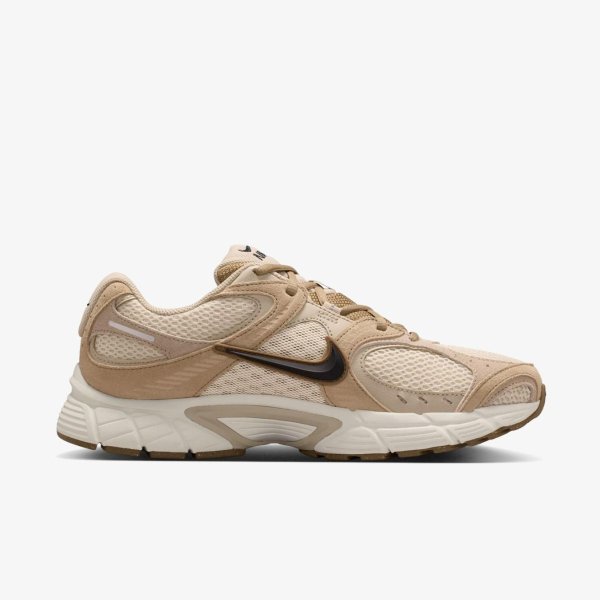 Чоловічі кросівки NIKE V5 RNR SUEDE 2
