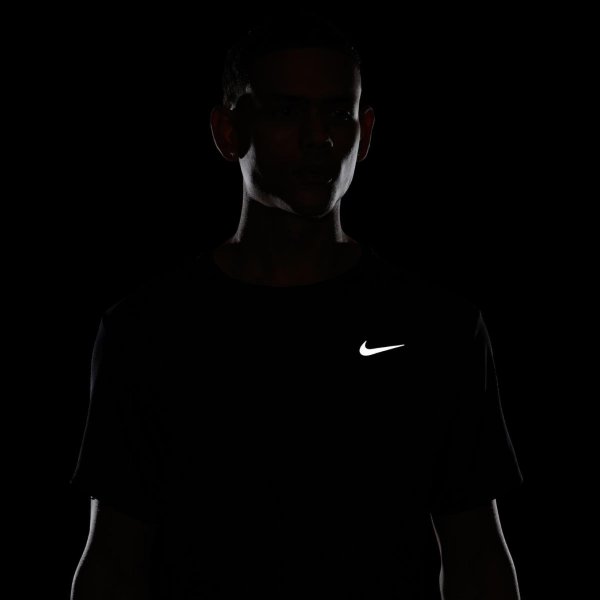 Мужская футболка NIKE MILER DRI-FIT UV SHORT-SLEEVE RUNNING TOP