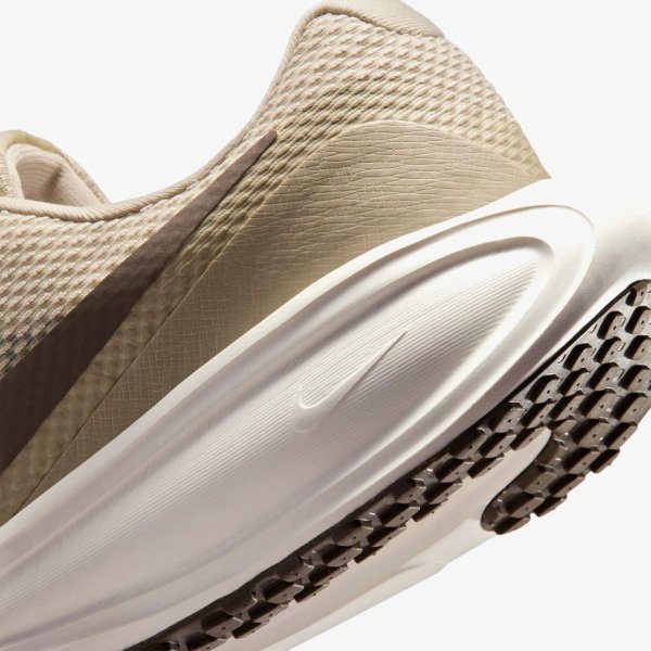 Чоловічі кросівки NIKE REVOLUTION 8