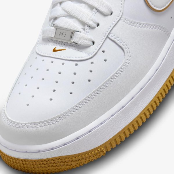 Чоловічі кросівки NIKE AIR FORCE 1 07