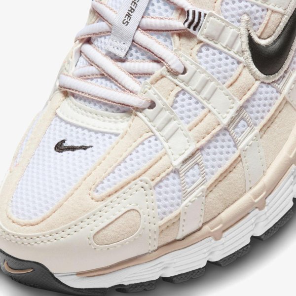 Жіночі кросівки NIKE WMNS NIKE P-6000