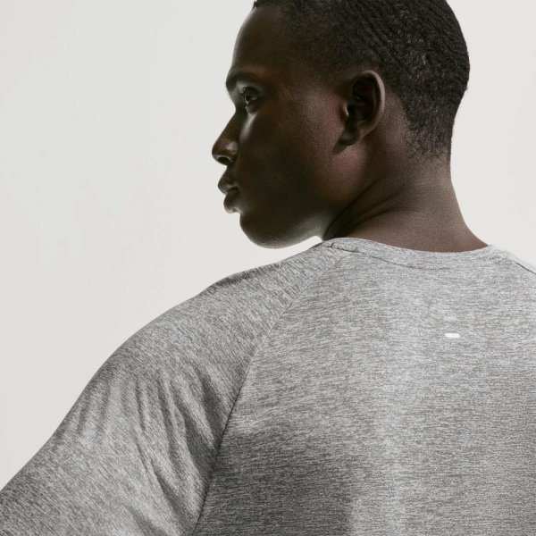 Мужская футболка NIKE STRIDE DRI-FIT ADV SHORT-SLEEVE TOP