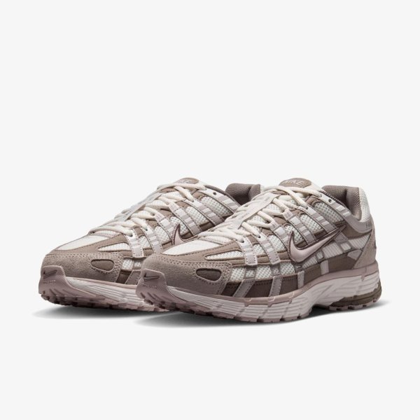 Жіночі кросівки NIKE P-6000