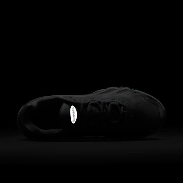 Женские кроссовки NIKE Air Max Dn8