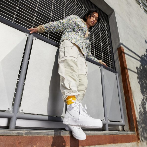Чоловічі кросівки NIKE AIR FORCE 1 MID 07