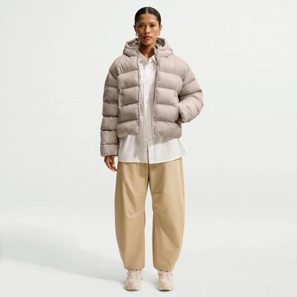Жіноча куртка NIKE SPORTSWEAR THERMA-FIT SYNTHETIC-FILL CLASSIC JACKET