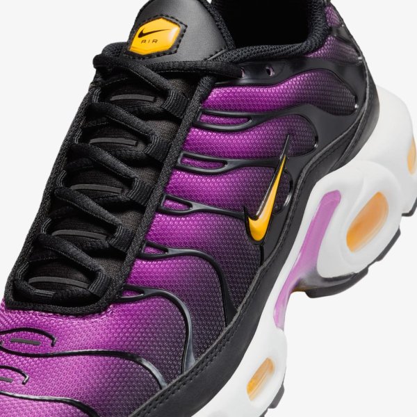 Жіночі кросівки NIKE W AIR MAX PLUS
