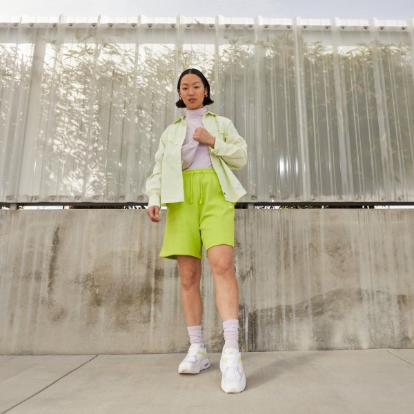Жіночі кросівки NIKE WMNS AIR MAX BLISS NN