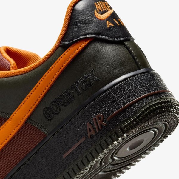 Чоловічі кросівки NIKE AIR FORCE 1 GORE-TEX FAUNA BROWN / ORANGE