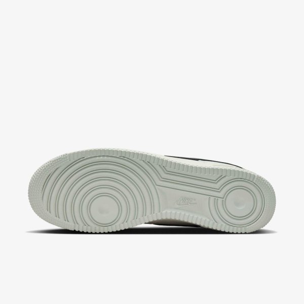 Чоловічі кросівки NIKE AIR FORCE 1 GORE-TEX PHANTOM
