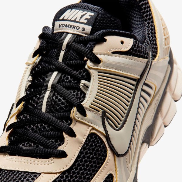 Мужские кроссовки NIKE ZOOM VOMERO 5 BLACK / CREAM
