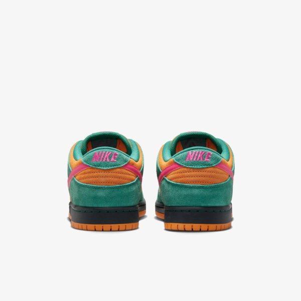 Чоловічі кросівки NIKE SB DUNK LOW PRO