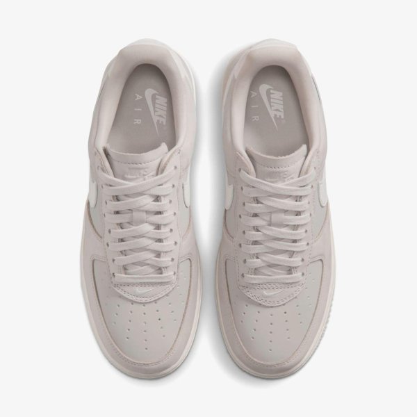 Жіночі кросівки NIKE AIR FORCE 1 RETRO PREMIUM ESSENTIAL