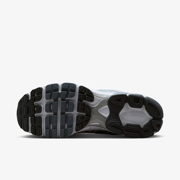 Мужские кроссовки NIKE AIR MAX MOTO 2K