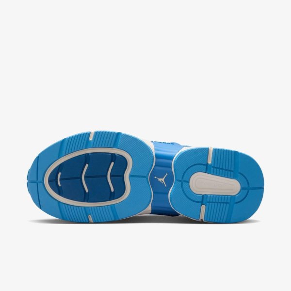 Женские кроссовки JORDAN TRUNNER O/S