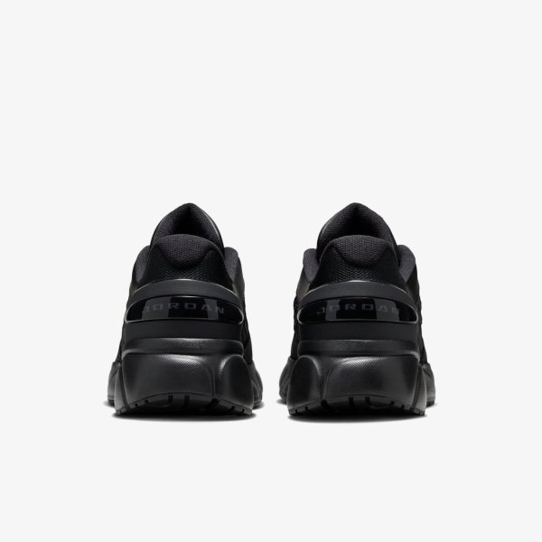 Чоловічі кросівки JORDAN TRUNNER FLOW SHOES