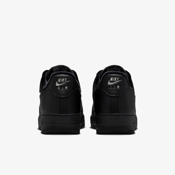 Жіночі кросівки NIKE AIR FORCE 1 '07 SHOES