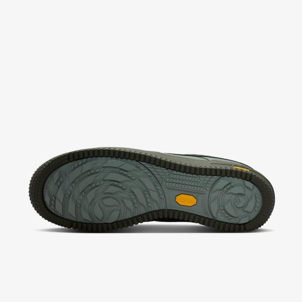 Чоловічі кросівки NIKE AIR FORCE 1 LOW GORE-TEX VIBRAM CLAY GREEN