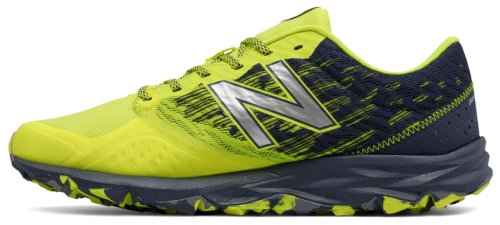 Кроссовки для бега New Balance 690
