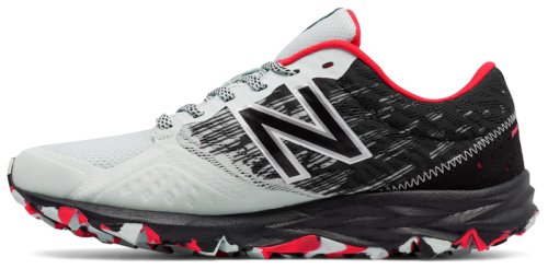 Кроссовки для бега New Balance 690