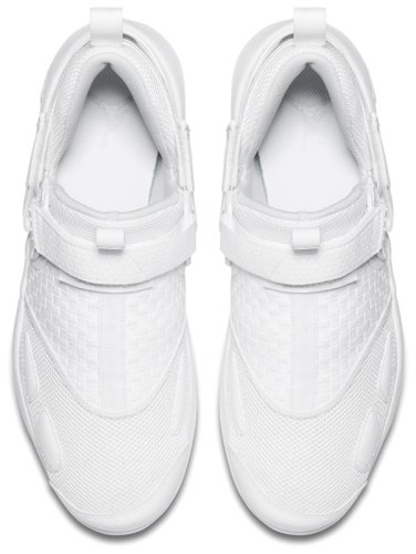 Кроссовки для баскетбола Nike JORDAN TRUNNER LX