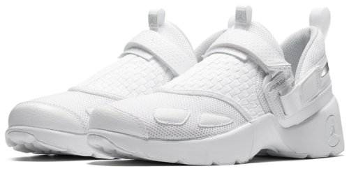 Кроссовки для баскетбола Nike JORDAN TRUNNER LX