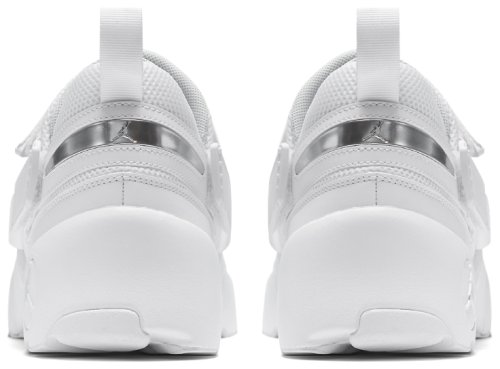 Кроссовки для баскетбола Nike JORDAN TRUNNER LX