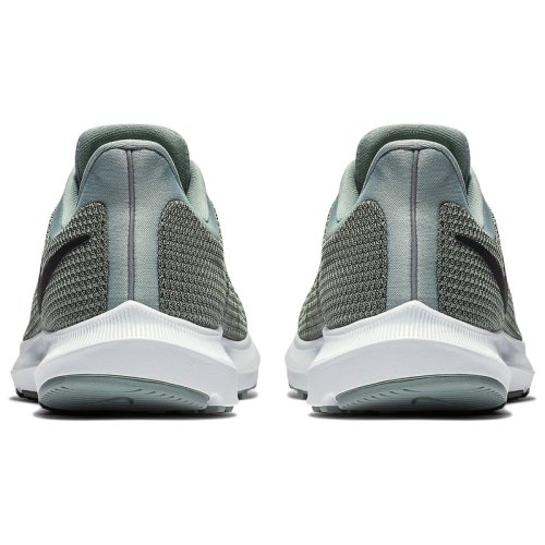Кроссовки для бега Nike QUEST