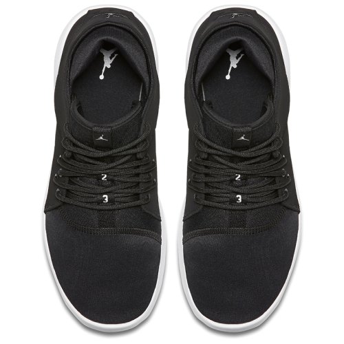 Кроссовки для баскетбола Nike AIR JORDAN FIRST CLASS