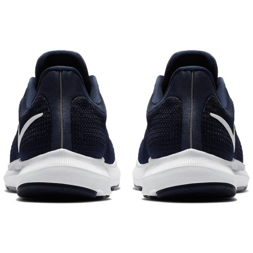 Кроссовки для бега Nike QUEST