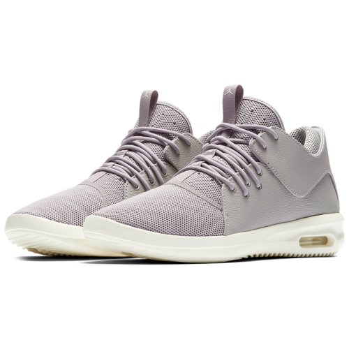 Кроссовки для баскетбола Nike AIR JORDAN FIRST CLASS