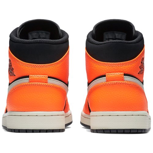Кроссовки для баскетбола Nike AIR JORDAN 1 MID