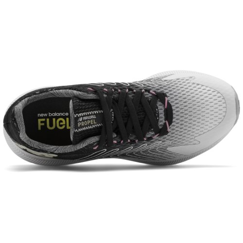 Кроссовки для бега New Balance FuelCell Propel