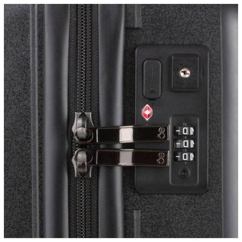 Чемодан CarryOn Transport (S) Black